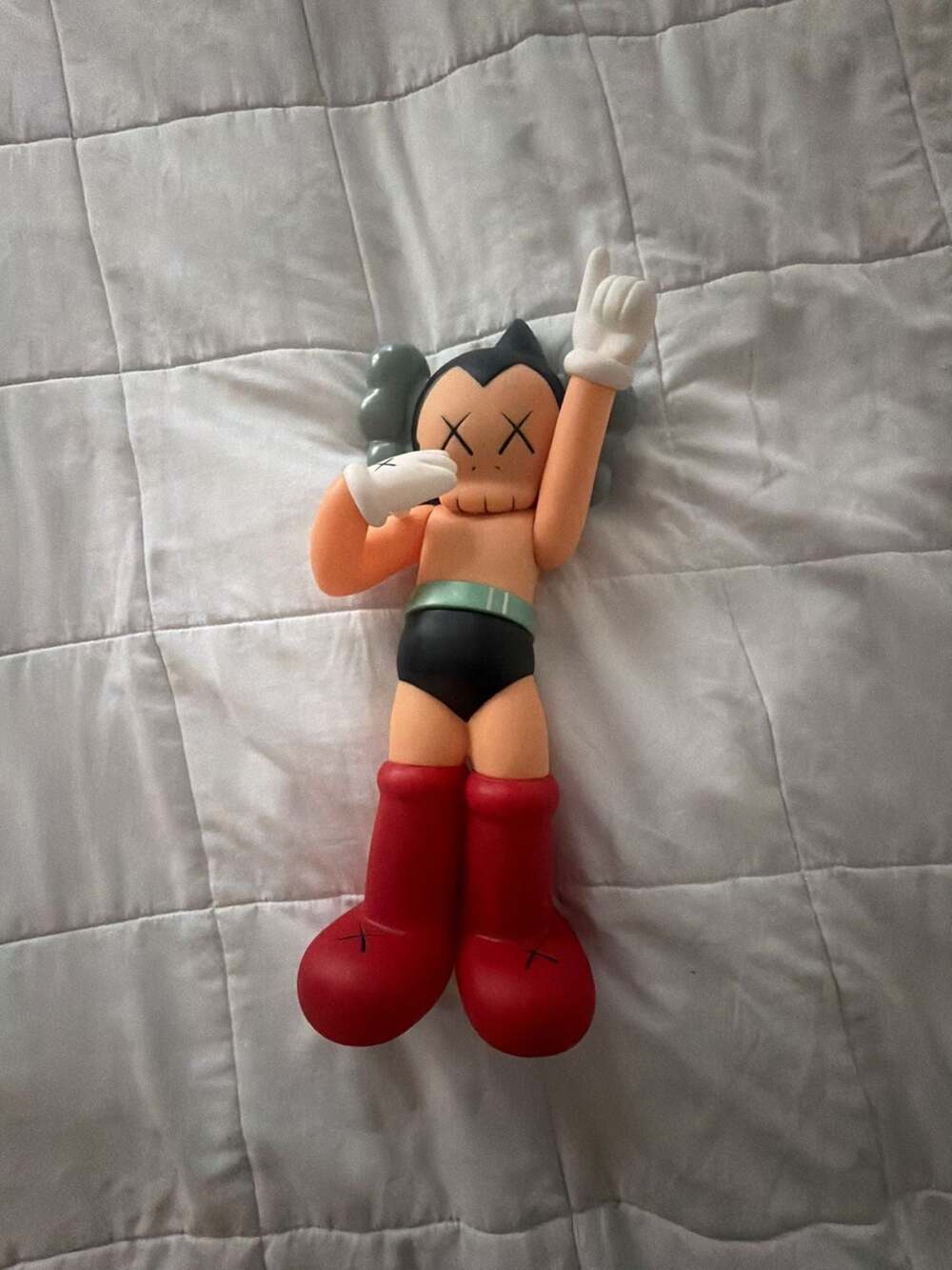 Kaws Astro Boy Vinyl Figure